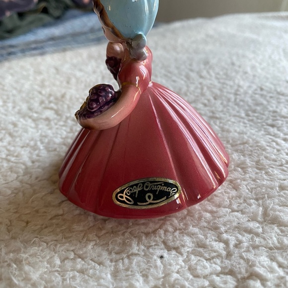 Vintage Ceramic Figurine “Italy” by Josef Original 1940’s - Picture 2 of 5